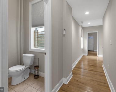 1302 N 19th Street - Photo Thumbnail 7