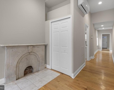 1302 N 19th Street - Photo Thumbnail 6
