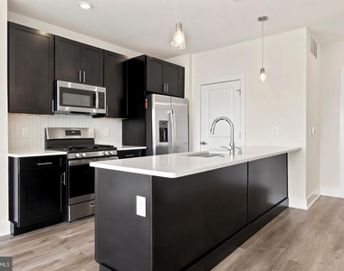 1148 N 2nd Street - Photo Thumbnail 3
