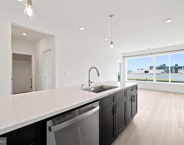 1148 N 2nd Street - Photo Thumbnail 2