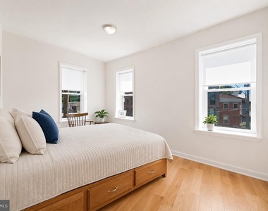 1546 Frankford Avenue - Photo Thumbnail 4