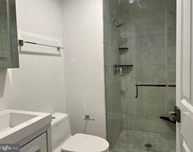 105 S 18th Street - Photo Thumbnail 5