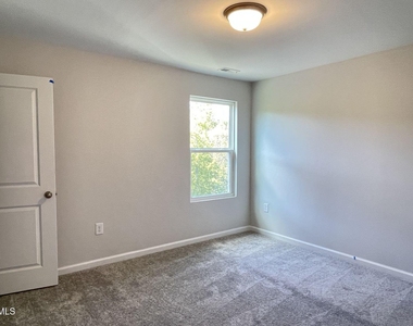 700 Sage Oak Lane - Photo Thumbnail 58