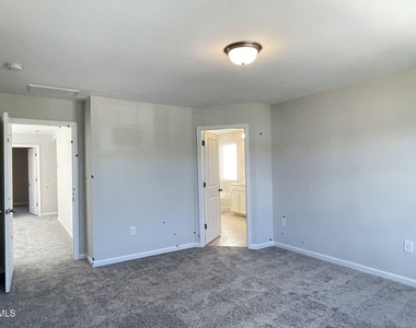 700 Sage Oak Lane - Photo Thumbnail 60