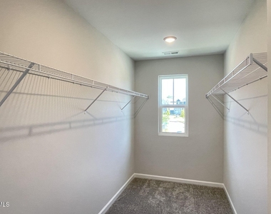 700 Sage Oak Lane - Photo Thumbnail 33