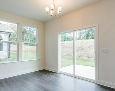 153 Burford Way - Photo Thumbnail 3