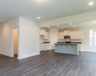 153 Burford Way - Photo Thumbnail 2