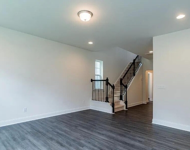 153 Burford Way - Photo Thumbnail 4