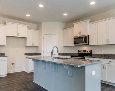 153 Burford Way - Photo Thumbnail 7