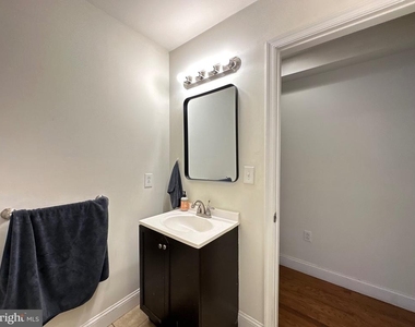 1815 N 18th Street - Photo Thumbnail 8