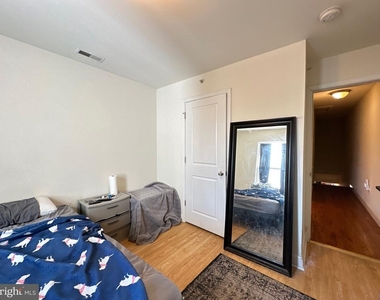 1815 N 18th Street - Photo Thumbnail 12