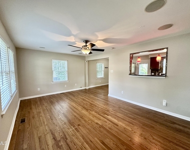 2725 Newbold Street - Photo Thumbnail 4