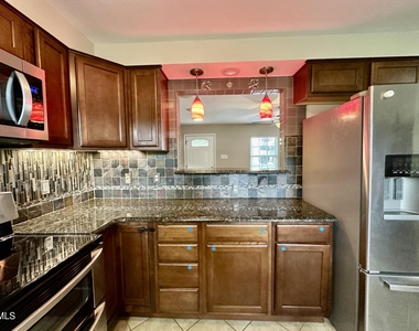 2725 Newbold Street - Photo Thumbnail 10
