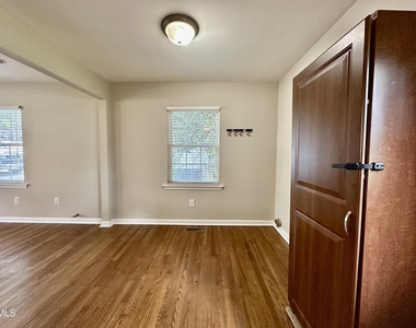 2725 Newbold Street - Photo Thumbnail 7