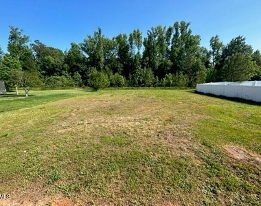 101 Killington Drive - Photo Thumbnail 21