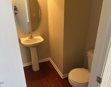 101 Killington Drive - Photo Thumbnail 9