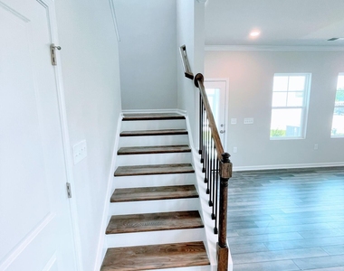 4921 Oolite Street - Photo Thumbnail 7