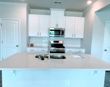 4921 Oolite Street - Photo Thumbnail 4