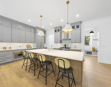 625 Glascock Street - Photo Thumbnail 2
