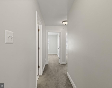 428 Hurst Street - Photo Thumbnail 18