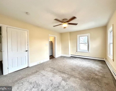 914 Swede Street - Photo Thumbnail 7