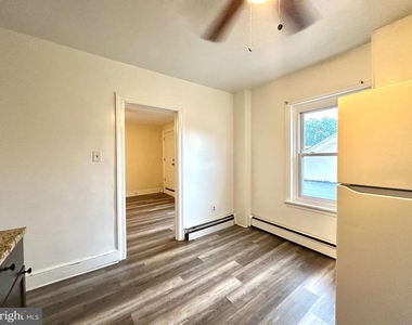 914 Swede Street - Photo Thumbnail 9