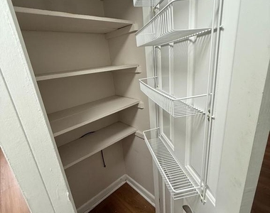 1030 E Lancaster Avenue - Photo Thumbnail 12