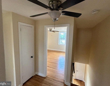 7801 Westview Avenue - Photo Thumbnail 9