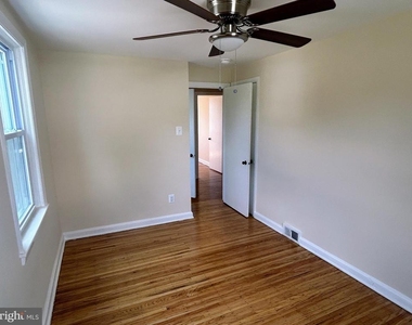 7801 Westview Avenue - Photo Thumbnail 16