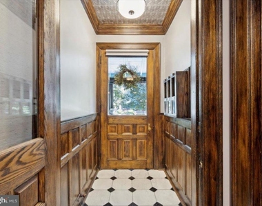 415 W Union Street - Photo Thumbnail 5