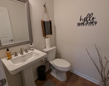 1911 Boulder Drive - Photo Thumbnail 5