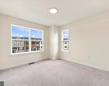 1911 Boulder Drive - Photo Thumbnail 19