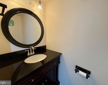 680 Newell Avenue - Photo Thumbnail 9