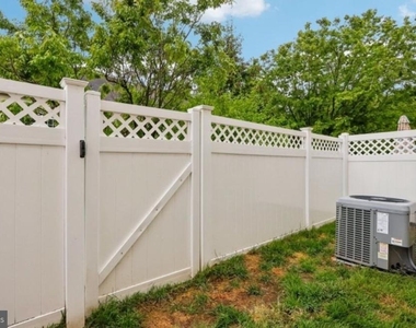 17 Miller Circle - Photo Thumbnail 29