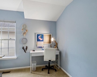 17 Miller Circle - Photo Thumbnail 21