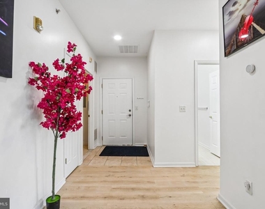121 Kyle Way - Photo Thumbnail 24