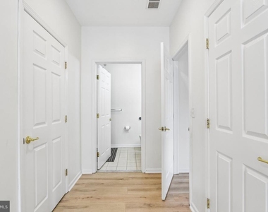 121 Kyle Way - Photo Thumbnail 21