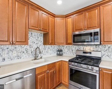 121 Kyle Way - Photo Thumbnail 15