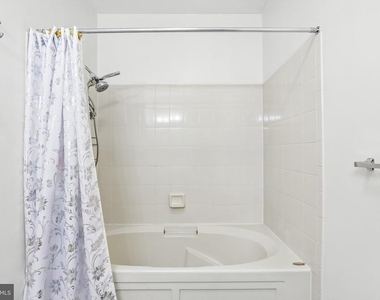 121 Kyle Way - Photo Thumbnail 20