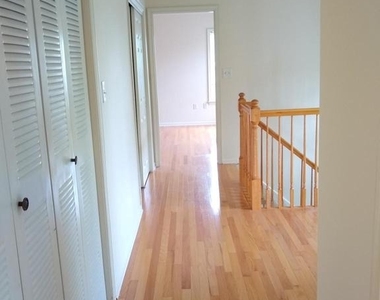 19 Wordsworth Court - Photo Thumbnail 13