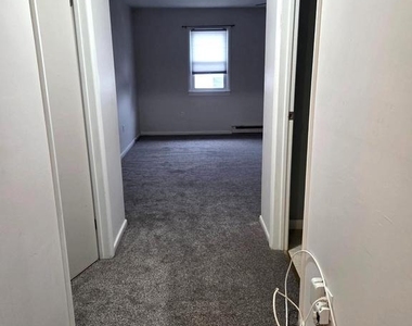 229 W Holly Avenue - Photo Thumbnail 2
