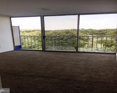 401 Cooper Landing Rd - Photo Thumbnail 8