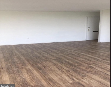 401 Cooper Landing Rd - Photo Thumbnail 4