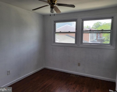 17 Roberts Place - Photo Thumbnail 9