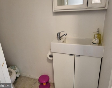 17 Roberts Place - Photo Thumbnail 6