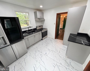 316 Antietam Drive - Photo Thumbnail 7