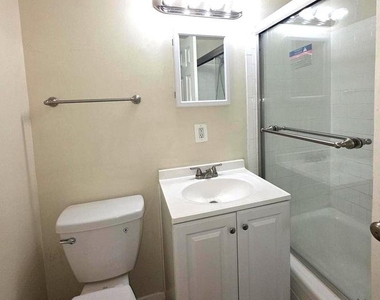 7320 Donnell Place - Photo Thumbnail 6