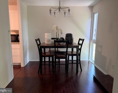 7260 Donnell Place - Photo Thumbnail 7