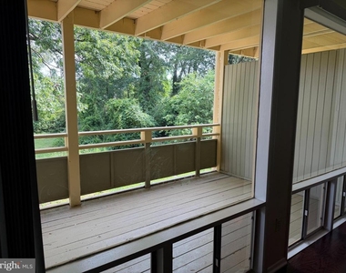 7260 Donnell Place - Photo Thumbnail 8