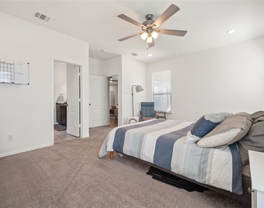 13921 Abraham Lincoln St - Photo Thumbnail 27